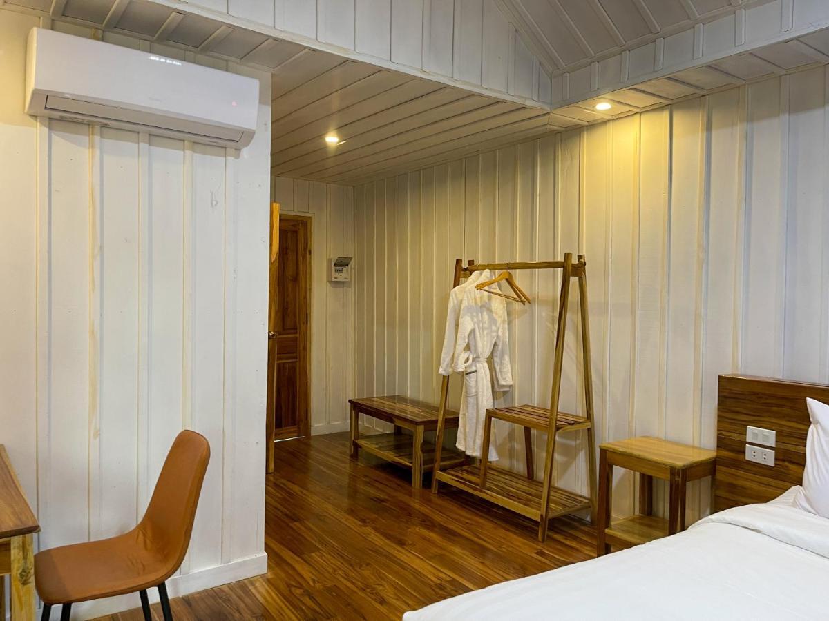 Nongkhiaw The Float House Hotel Ngoại thất bức ảnh