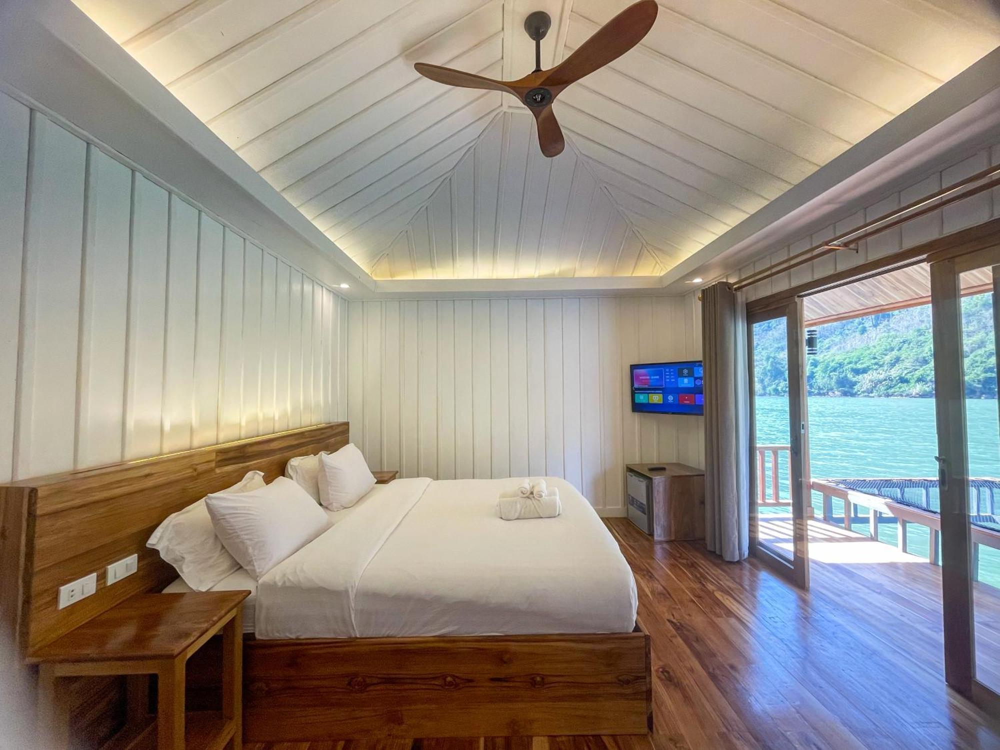 Nongkhiaw The Float House Hotel Ngoại thất bức ảnh