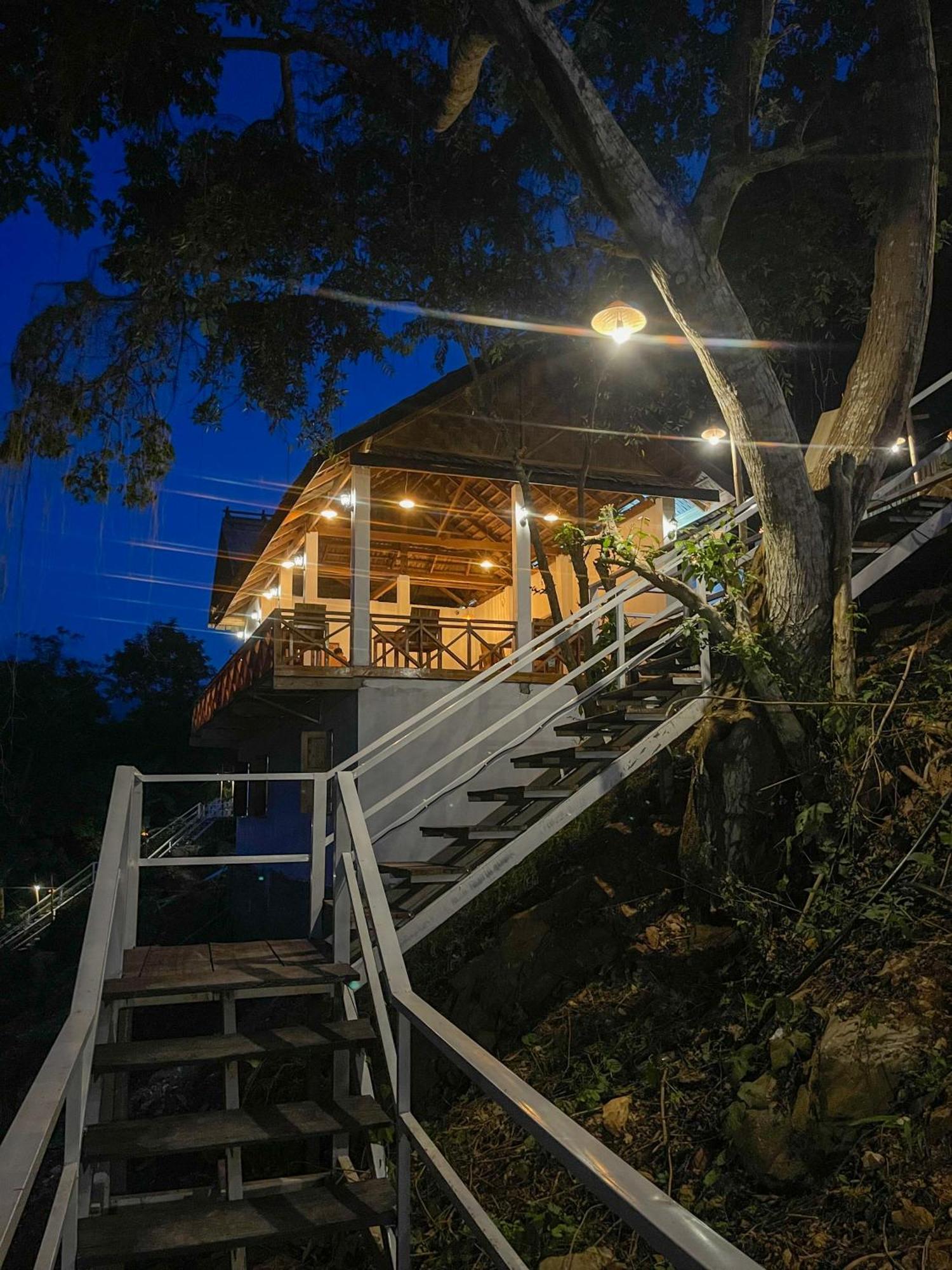 Nongkhiaw The Float House Hotel Ngoại thất bức ảnh