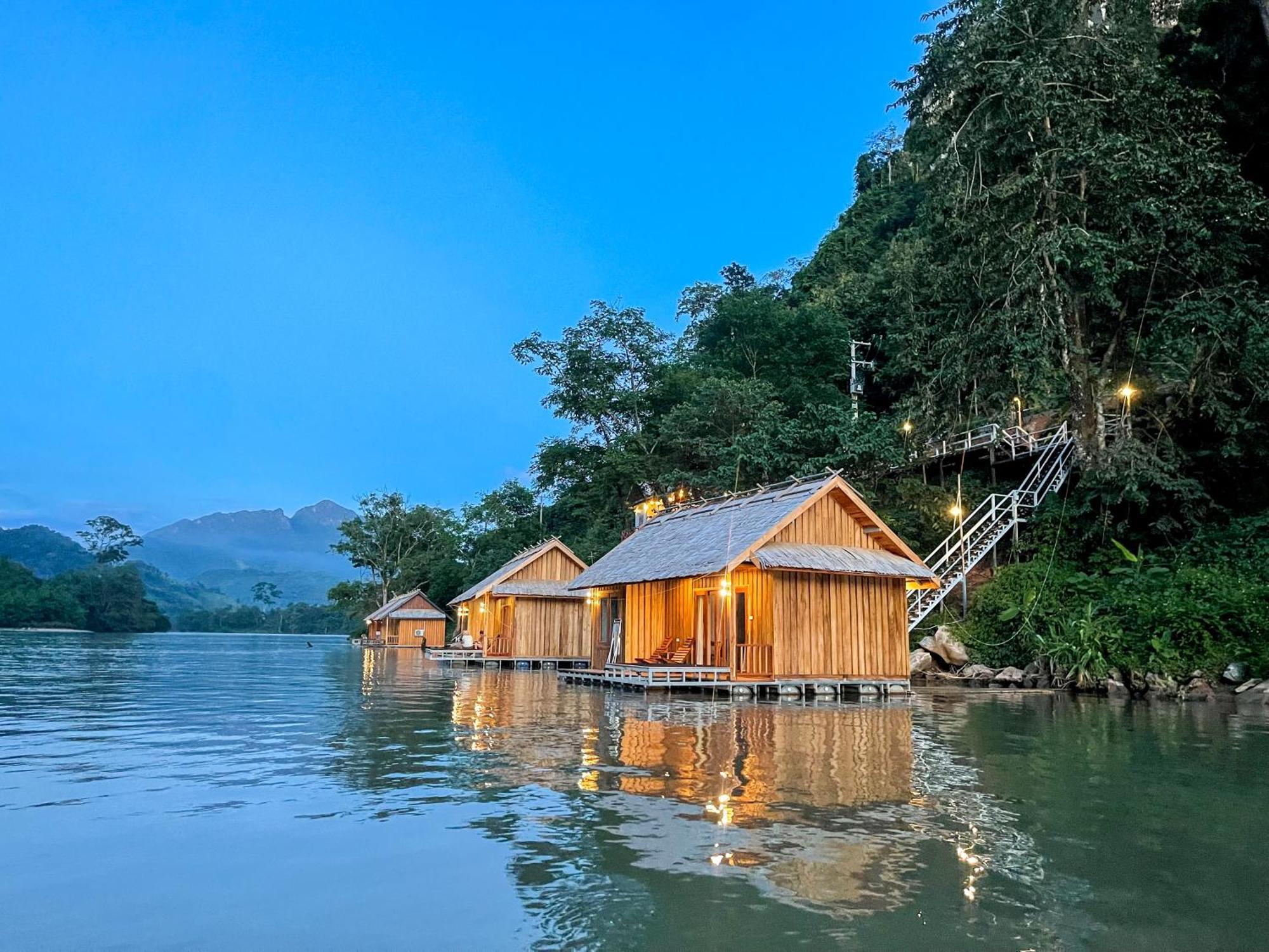 Nongkhiaw The Float House Hotel Ngoại thất bức ảnh