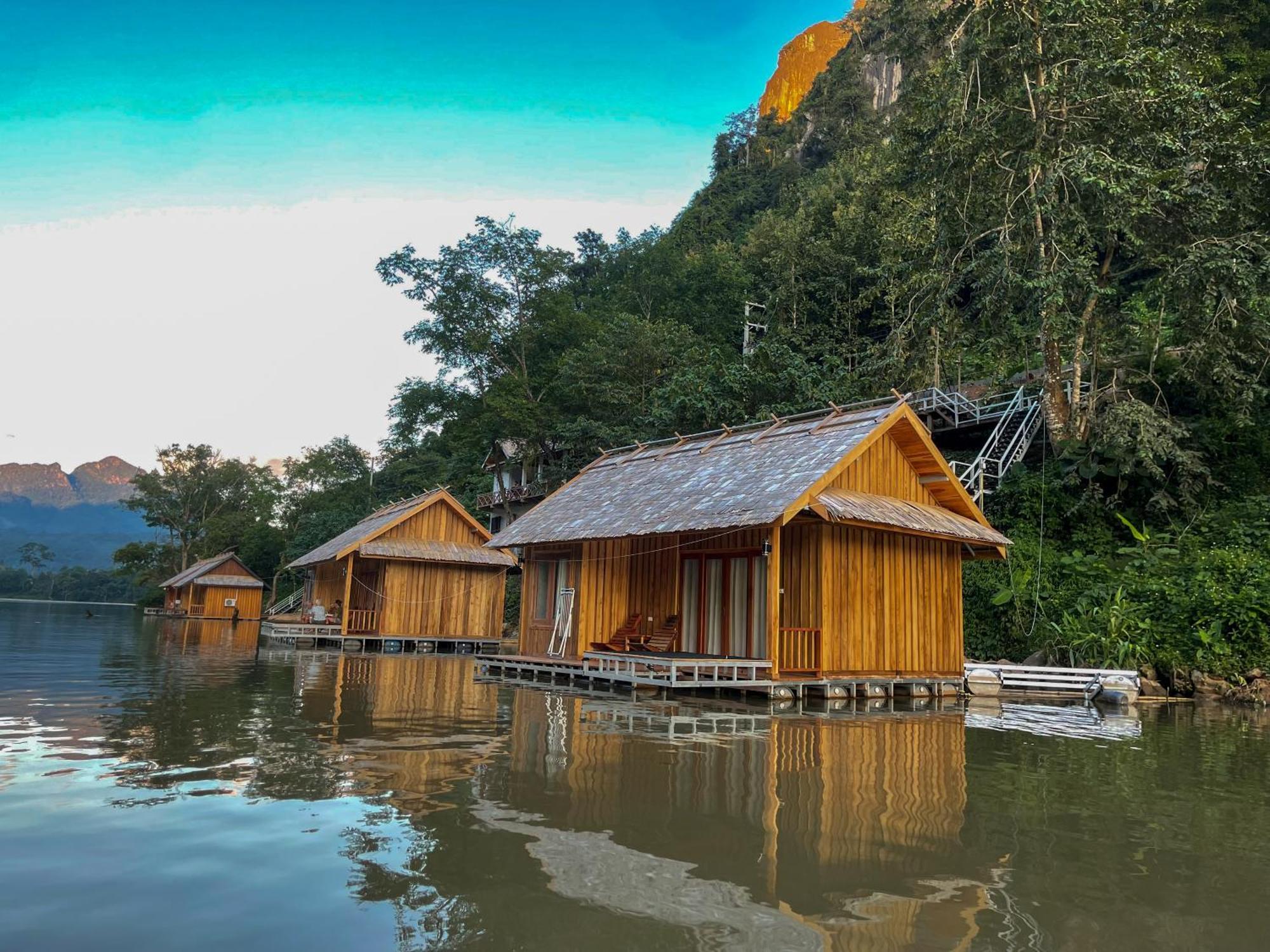 Nongkhiaw The Float House Hotel Ngoại thất bức ảnh