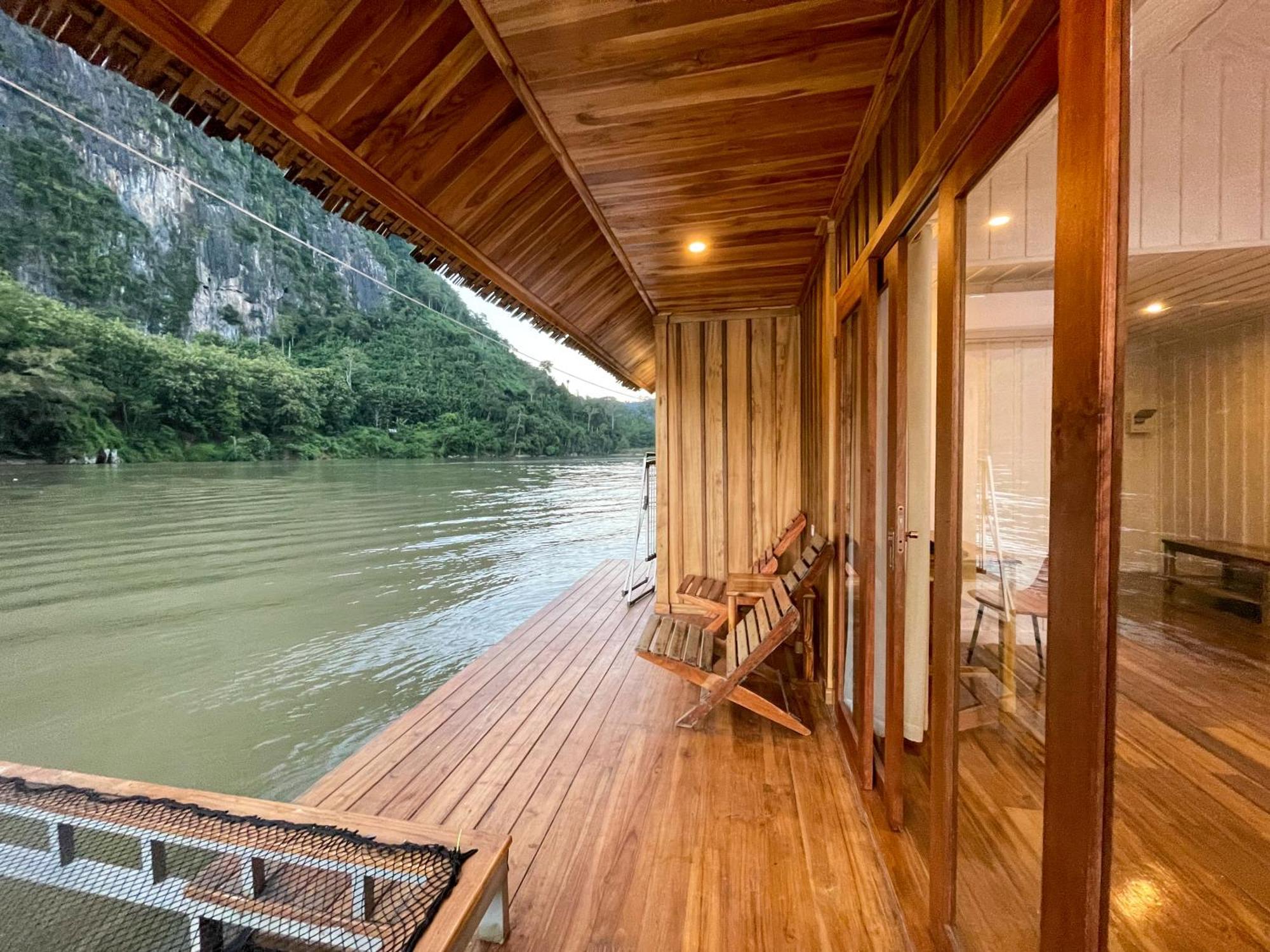 Nongkhiaw The Float House Hotel Ngoại thất bức ảnh