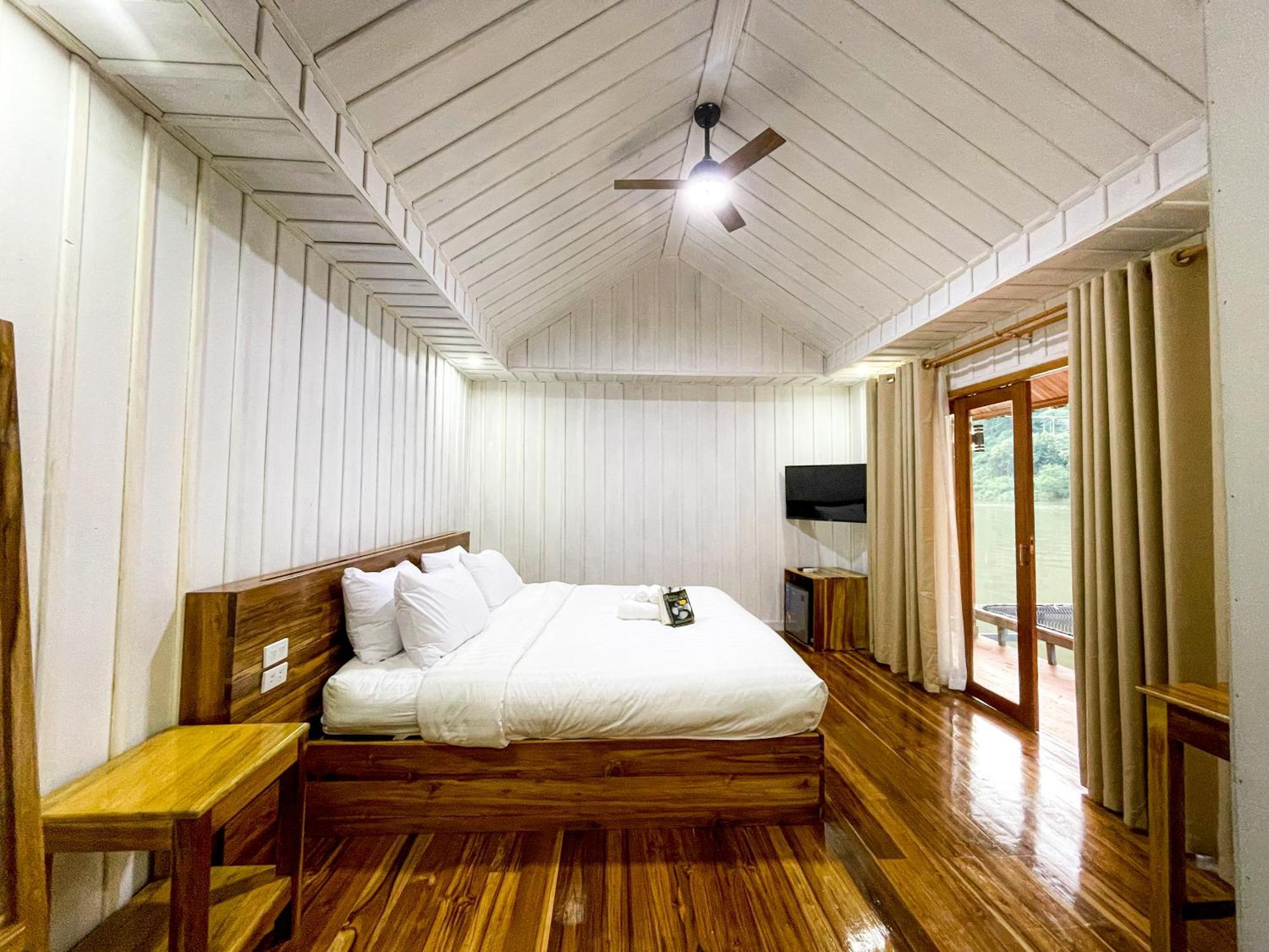 Nongkhiaw The Float House Hotel Ngoại thất bức ảnh