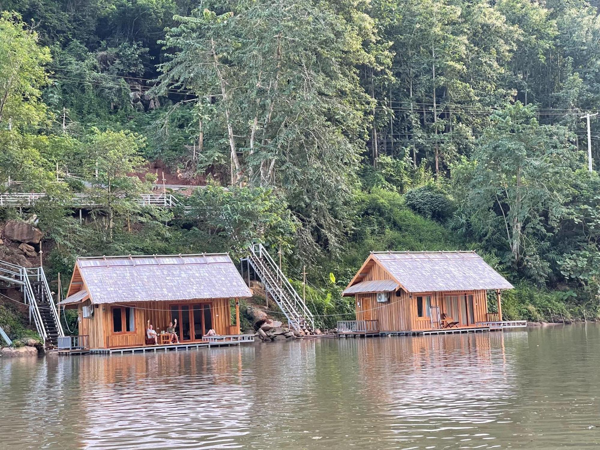 Nongkhiaw The Float House Hotel Ngoại thất bức ảnh