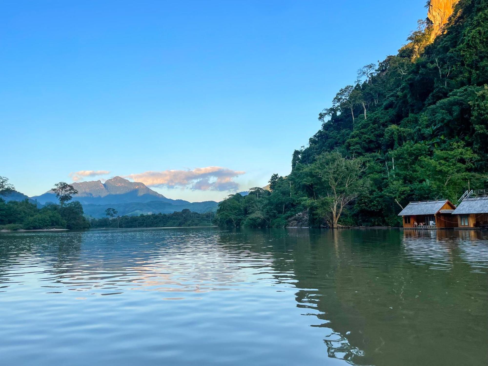 Nongkhiaw The Float House Hotel Ngoại thất bức ảnh