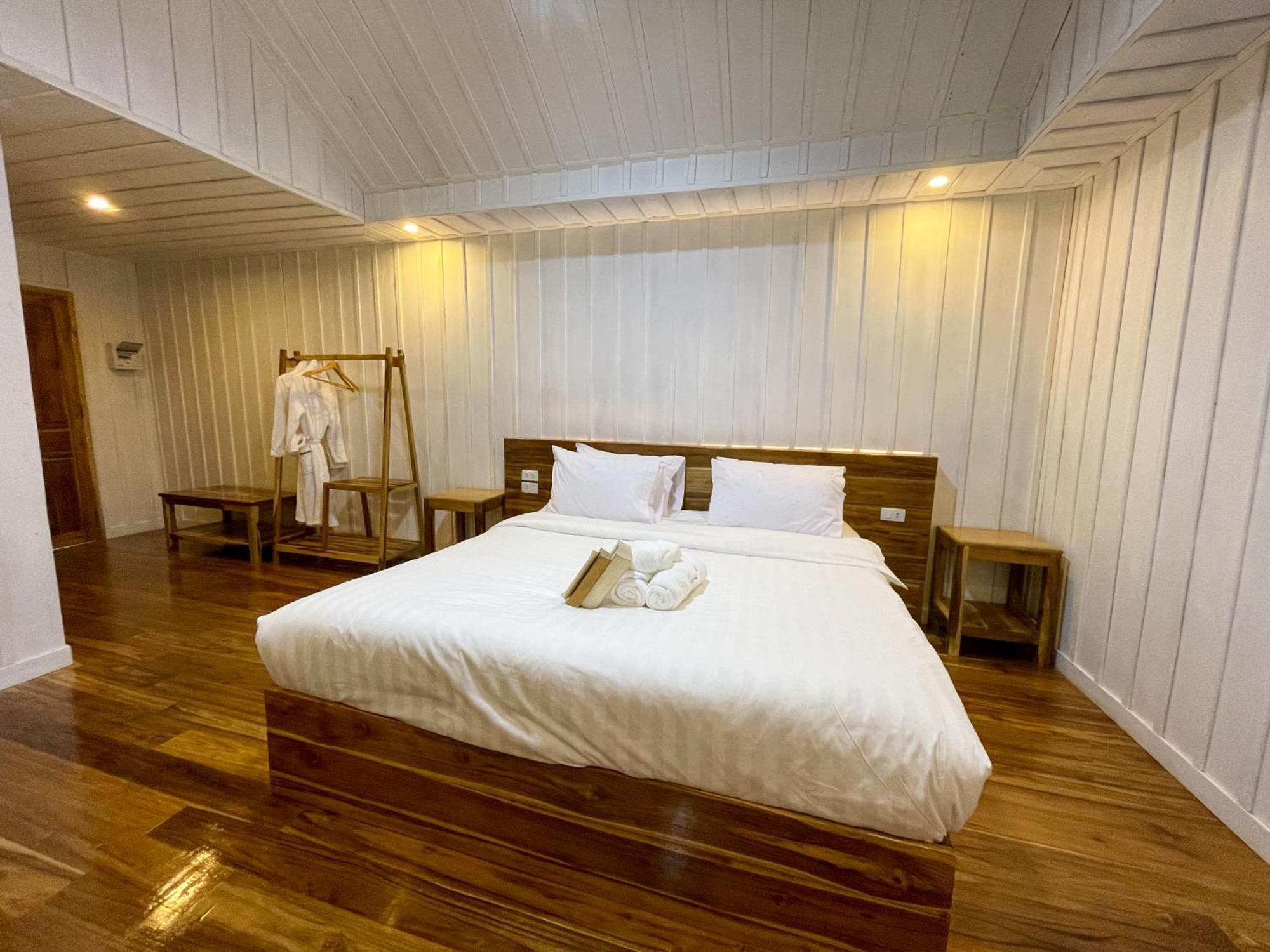 Nongkhiaw The Float House Hotel Ngoại thất bức ảnh