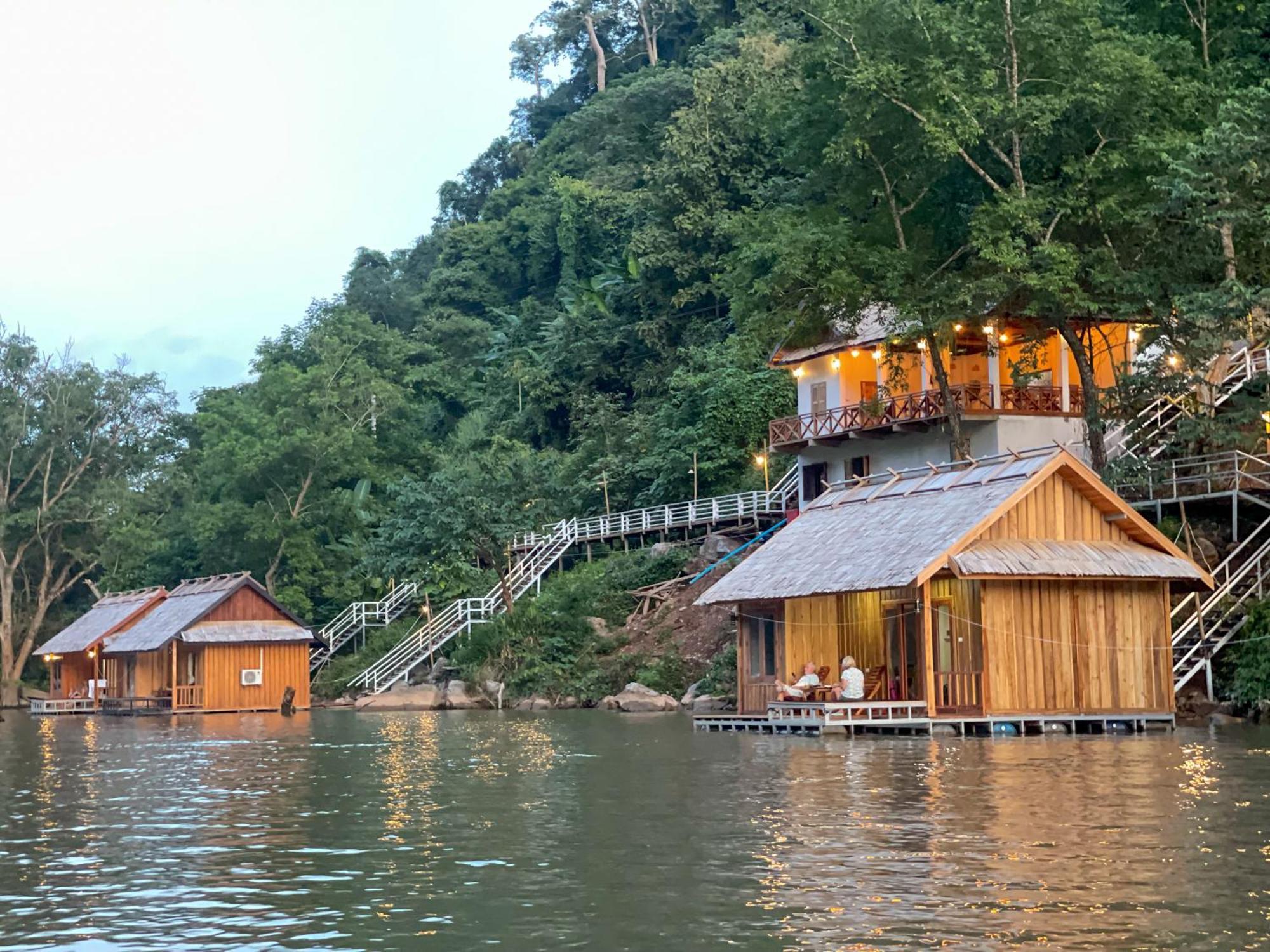 Nongkhiaw The Float House Hotel Ngoại thất bức ảnh