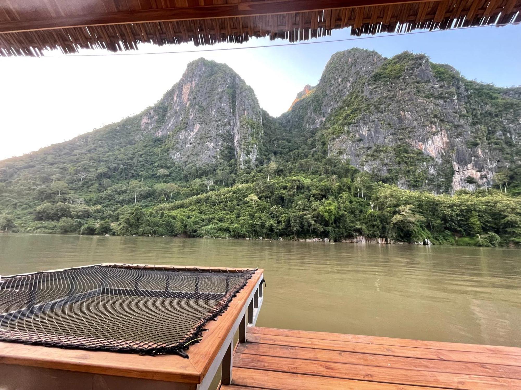 Nongkhiaw The Float House Hotel Ngoại thất bức ảnh